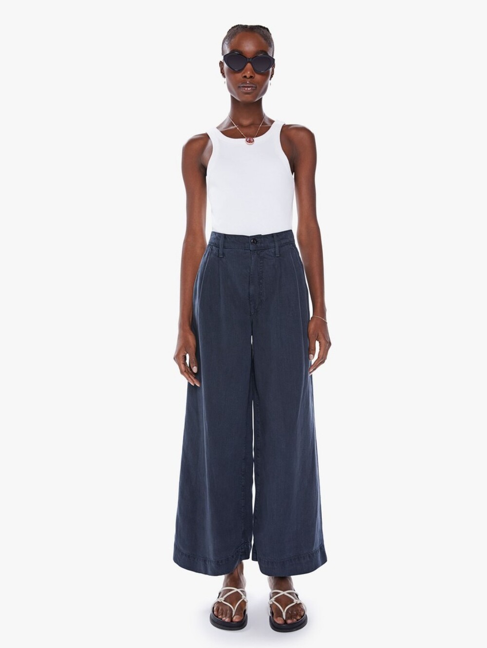 Mother - High Waisted Pouty Prep Ankle in Faded Black